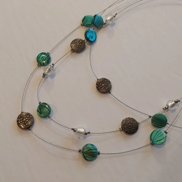 🆕️Beaded necklace//B1 - Picture 4 of 4